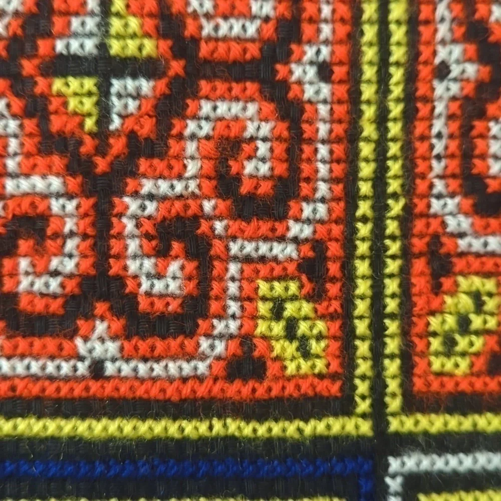 Hand made needlepoint colorful black/ red/yellow Exquisite Luxury quilt runner